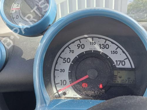 Used Instrument cluster Instrument cluster TOYOTA AYGO (_B1_) 1.0 (KGB10_, KGB10R) (68 hp) 33546797 33546797