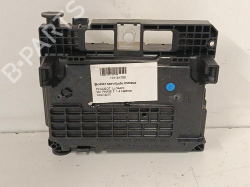 Used Fuse box Fuse box 38328655 38328655