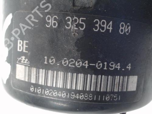 Used ABS pump ABS pump PEUGEOT 206 Hatchback (2A/C) 1.4 i (75 hp) 27998680 27998680