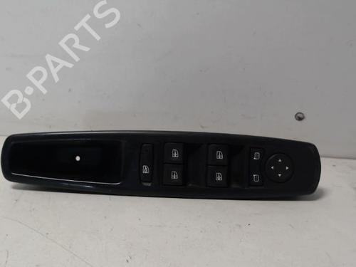 Interrupteur de vitre avant gauche RENAULT GRAND SCÉNIC III (JZ0/1_) 1.5 dCi (JZ09, JZ0D, JZ10, JZ14, JZ1G, JZ29, JZ2C) (110 hp) 28597203