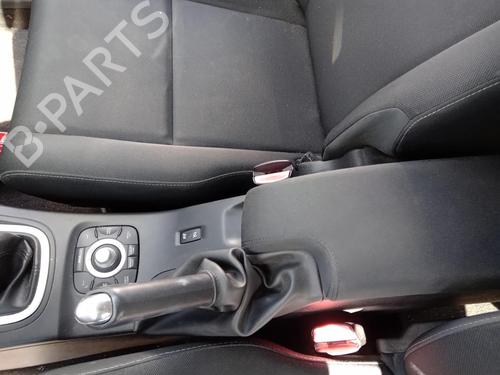 Used Switch RENAULT MEGANE III Grandtour (KZ0/1) 1.5 dCi (KZ09, KZ0D, KZ1G, KZ29, KZ14, KZ1W, KZ10, KZ1F,... (110 hp) 26982431