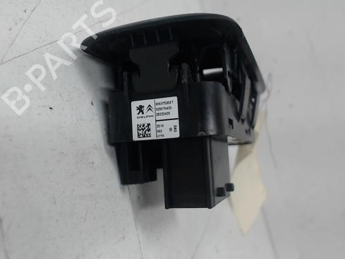 Used Left front window switch Left front window switch CITROËN C3 II (SC_) 1.4 HDi 70 (SC8HZC, SC8HR0, SC8HP4) (68 hp) 30645639 30645639