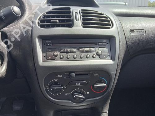 Used Dashboard PEUGEOT 206 Hatchback (2A/C) 1.4 i (75 hp) 27007756