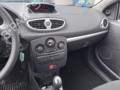 Used Heater blower motor Heater blower motor RENAULT CLIO III (BR0/1, CR0/1) 1.5 dCi (C/BR0G, C/BR1G) (68 hp) 33231635 33231635