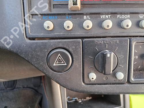 Warning Warning VOLVO 480 (482) 1.7 Turbo (122 hp) 33806070 33806070