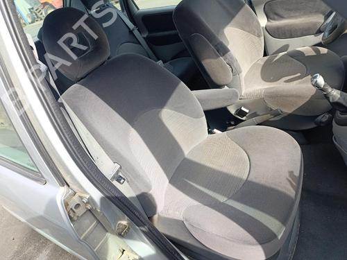 Used Right front seat Right front seat 38477269 38477269