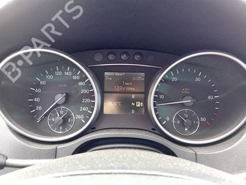 Used Instrument cluster MERCEDES-BENZ M-CLASS (W164) ML 320 CDI 4-matic (164.122) (224 hp) 27172711