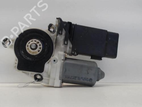 Used Right front window motor VW GOLF IV (1J1) 1.4 16V (75 hp) 26992341