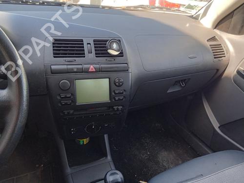 Advarselsbryter SEAT IBIZA II (6K1) 1.4 i (60 hp) 27434641