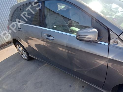 Used Front right exterior door handle MERCEDES-BENZ B-CLASS Sports Tourer (W246, W242) B 200 (246.243) (156 hp) 26999895