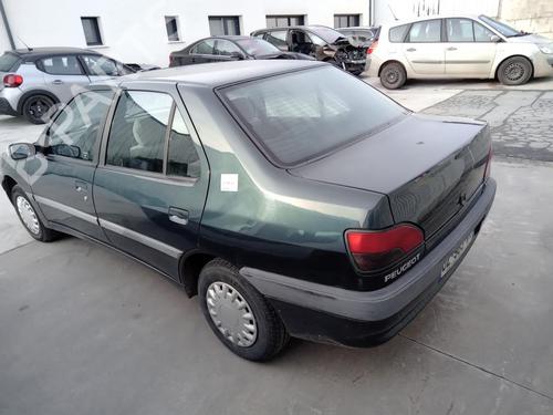 Used Left taillight PEUGEOT 306 Hatchback (7A, 7C, N3, N5) 1.9 D (68 hp) 26995467