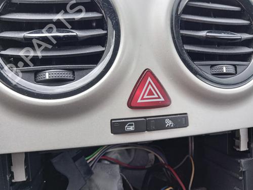 warning-switch-opel-corsa-d-s07-2006-2007-2008-2009-2010-2011-2012-2013-2014-2015-33170436 main image