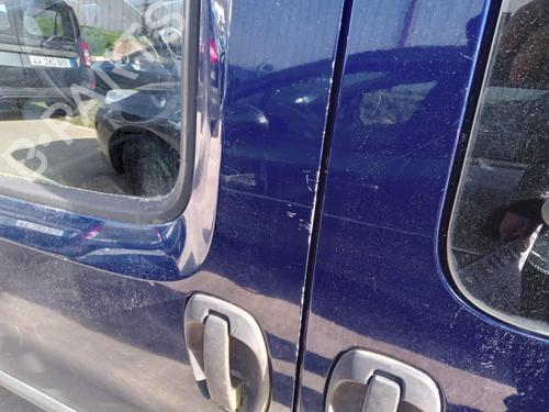 Used Left front door FIAT QUBO (225_) 1.3 D Multijet (225CXB1A, 225AXB1A, 225CXB11, 225AXB11,... (75 hp) 27012784