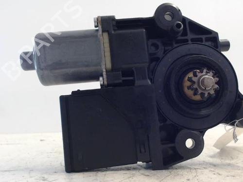 Used Right front window motor RENAULT SCÉNIC III (JZ0/1_) 1.9 dCi (JZ0J, JZ1J, JZ1K, JZ1S) (131 hp) 27022121