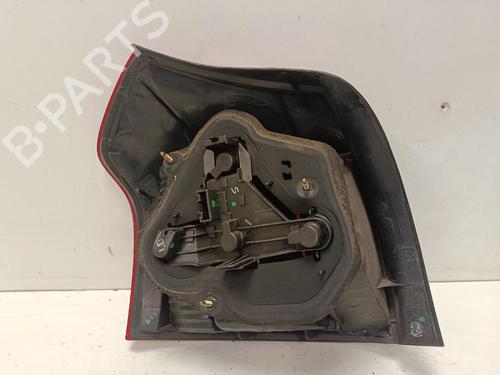 Used Right taillight Right taillight TOYOTA COROLLA (_E12_) 2.0 D-4D (CDE120R, CDE120L_) (116 hp) 39175633 39175633