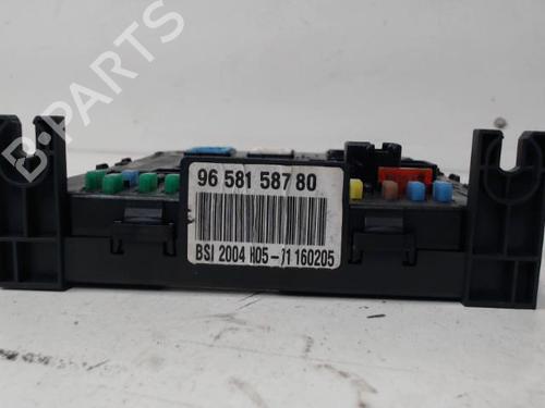 Fuse box CITROËN C4 I (LC_) 1.6 HDi | BP30752570E1