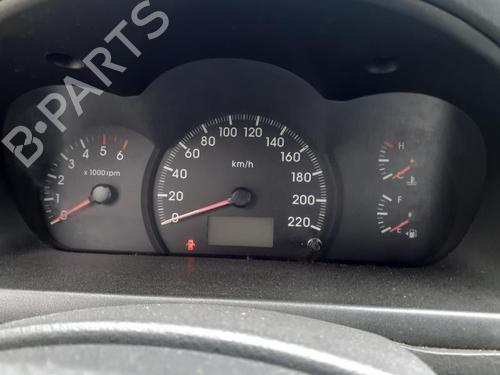 Used Instrument cluster KIA CERATO I Hatchback (LD) 1.5 CRDi (102 hp) 26998399