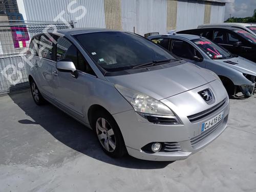 Used Windscreen washer tank PEUGEOT 5008 (0U_, 0E_) 1.6 HDi (110 hp) 26987275