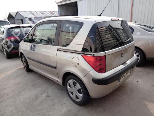 Used Left taillight PEUGEOT 1007 (KM_) 1.4 (75 hp) 26996167