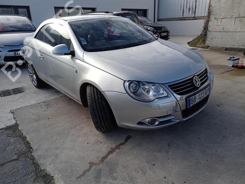 Used Front right exterior door handle VW EOS (1F7, 1F8) 2.0 TDI (140 hp) 27009356