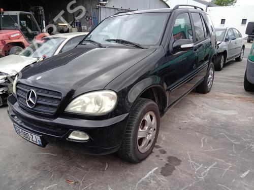 Used Front left exterior door handle MERCEDES-BENZ M-CLASS (W163) ML 270 CDI (163.113) (163 hp) 26991088