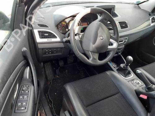 Klamka zewnętrzna drzwi przednich prawych RENAULT MEGANE III Hatchback (BZ0/1_, B3_) 1.9 dCi (BZ0N, BZ0J) | BP26987930C129 
