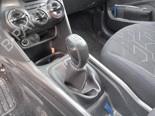 Used Gear lever PEUGEOT 2008 I (CU_) 1.2 PureTech 82 (82 hp) 33015966