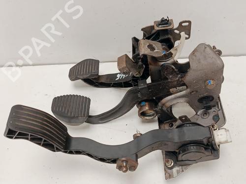 Used Pedal Pedal CITROËN C3 I (FC_, FN_) 1.4 HDi (68 hp) 40435211 40435211
