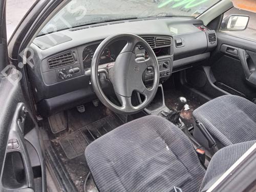 Used Rear right interior door handle VW GOLF III (1H1) 1.8 (90 hp) 30060898