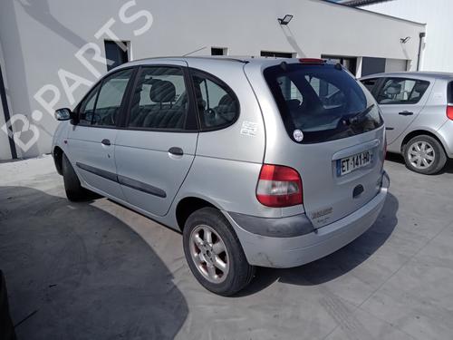 Portiergreep links achter RENAULT SCÉNIC I MPV (JA0/1_, FA0_) 1.6 (JA00, JA16, JA15, JA19, JA1V, JA2B, JA2C, JA0B,... (107 hp) 27017497