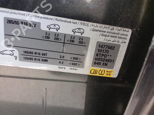 Used Rear bumper Rear bumper CITROËN C4 CACTUS 1.2 VTi 82 (82 hp) 28440579 28440579