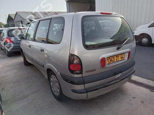 Achterlicht links RENAULT ESPACE III (JE0_) 2.2 12V TD (JE0E, JE0H, JE0P) (113 hp) 27015508