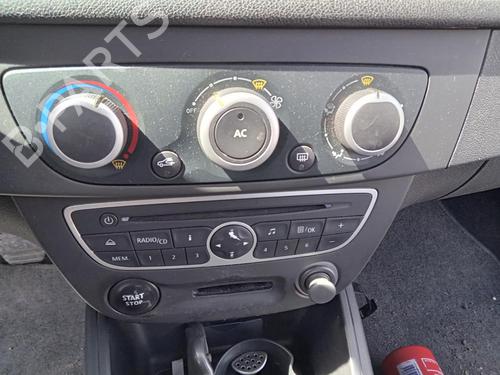 AC Styreenhet / Manøvreringsenhet RENAULT MEGANE III Grandtour (KZ0/1) 1.5 dCi (KZ09, KZ0D, KZ1G, KZ29, KZ14, KZ1W, KZ10, KZ1F,... (110 hp) 26982457