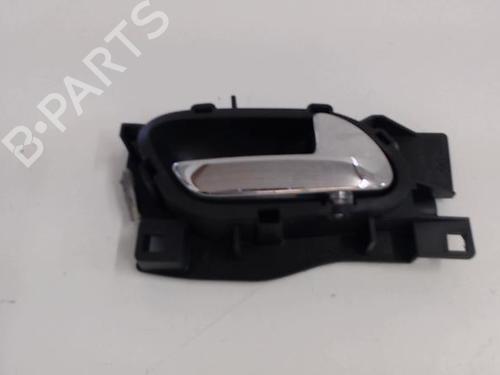 Used Front right interior door handle PEUGEOT 407 (6D_) 2.0 16V (6DRFJC, 6DRFJE, 6DRFJF) (140 hp) 27016216