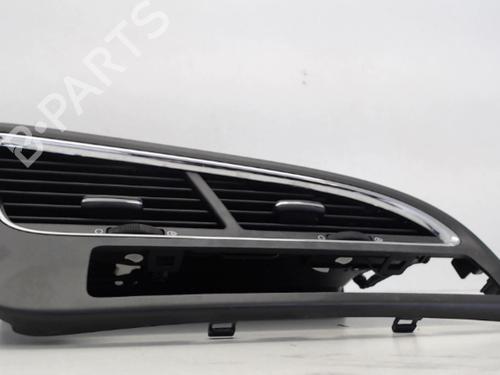 Used Air vent PEUGEOT 5008 (0U_, 0E_) 1.6 HDi (112 hp) 27019809