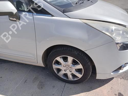 Used Right front fenders PEUGEOT 5008 (0U_, 0E_) 1.6 HDi (110 hp) 29285646