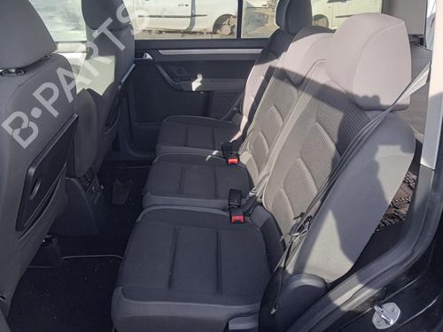 Used Rear left seatbelt VW TOURAN (1T1, 1T2) 1.9 TDI (105 hp) 31810606