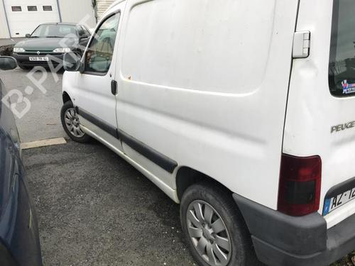 Front right lock PEUGEOT PARTNER Box Body/MPV (5_, G_) 1.9 D | BP26983345C97