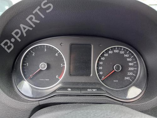 Used Instrument cluster Instrument cluster VW POLO V (6R1, 6C1) 1.6 TDI (90 hp) 27015835 27015835