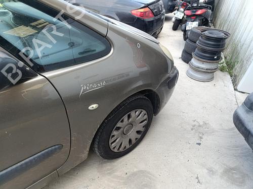 Used Right front fenders Right front fenders 36760633 36760633