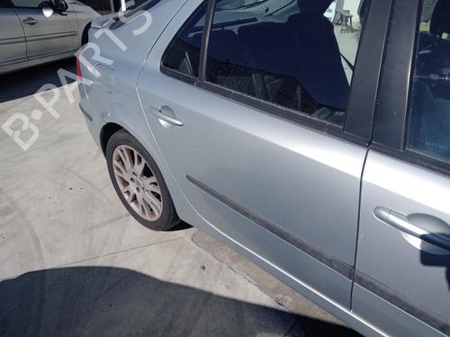 Dør højre bagtil Dør højre bagtil RENAULT LAGUNA II (BG0/1_) [2001-2007] 33805986 33805986