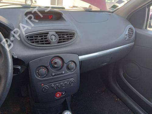 Used Passenger airbag RENAULT CLIO III (BR0/1, CR0/1) 1.5 dCi (BR17, CR17) (86 hp) 26980023