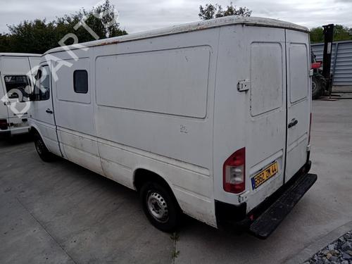 Used Left rear brake caliper Left rear brake caliper MERCEDES-BENZ SPRINTER 2-t Van (B901, B902) 208 D (901.361, 901.362, 902.361, 902.362) (79 hp) 40122150 40122150