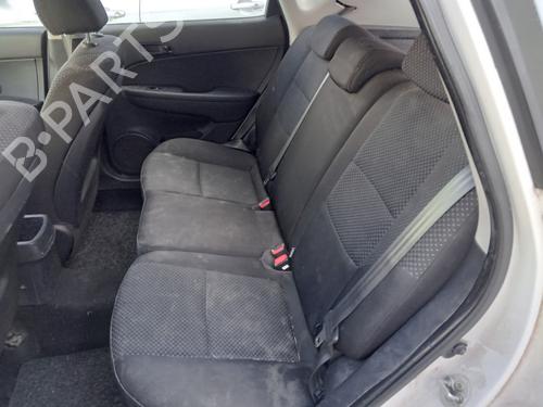 Stol bak HYUNDAI i30 (FD) 1.6 CRDi (90 hp) 27012392