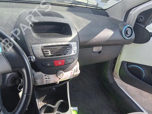 Used Heater blower motor Heater blower motor TOYOTA AYGO (_B1_) 1.0 (KGB10_, KGB10R) (68 hp) 33546836 33546836