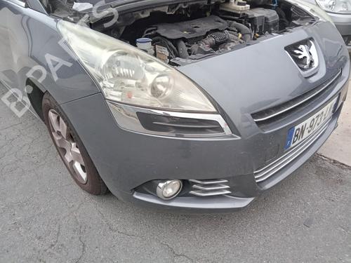 Used Right front fog light PEUGEOT 5008 (0U_, 0E_) 1.6 HDi (112 hp) 28195330