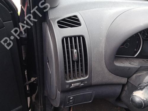 Difusor / Saída de ar Difusor / Saída de ar HYUNDAI i30 (FD) 1.6 CRDi (90 hp) 34168180 34168180