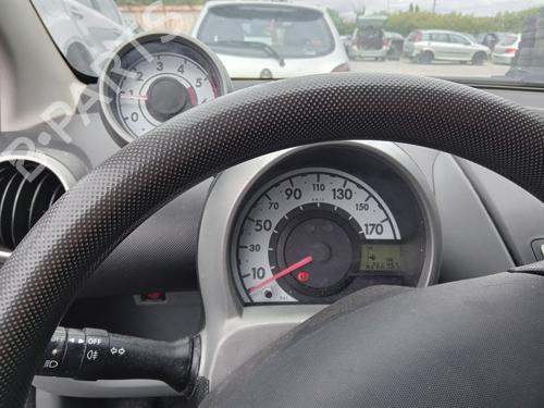 Used Instrument cluster PEUGEOT 107 (PM_, PN_) 1.4 HDi (54 hp) 27631307