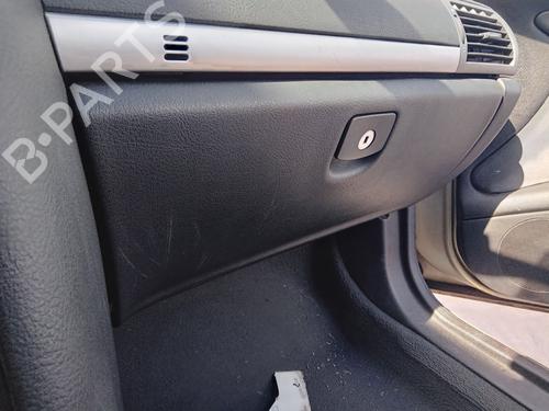 Handskerum PEUGEOT 407 SW (6E_, 6D_) 2.0 HDi 135 (136 hp) 28609562