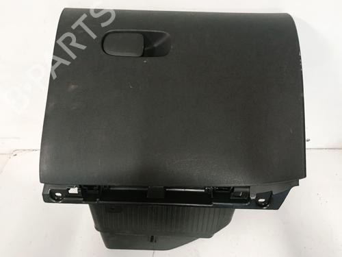 Used Glove box Glove box CITROËN C3 III (SX) 1.5 BlueHDi 100 (SXYHYP, SXYHTU) (102 hp) 34054004 34054004